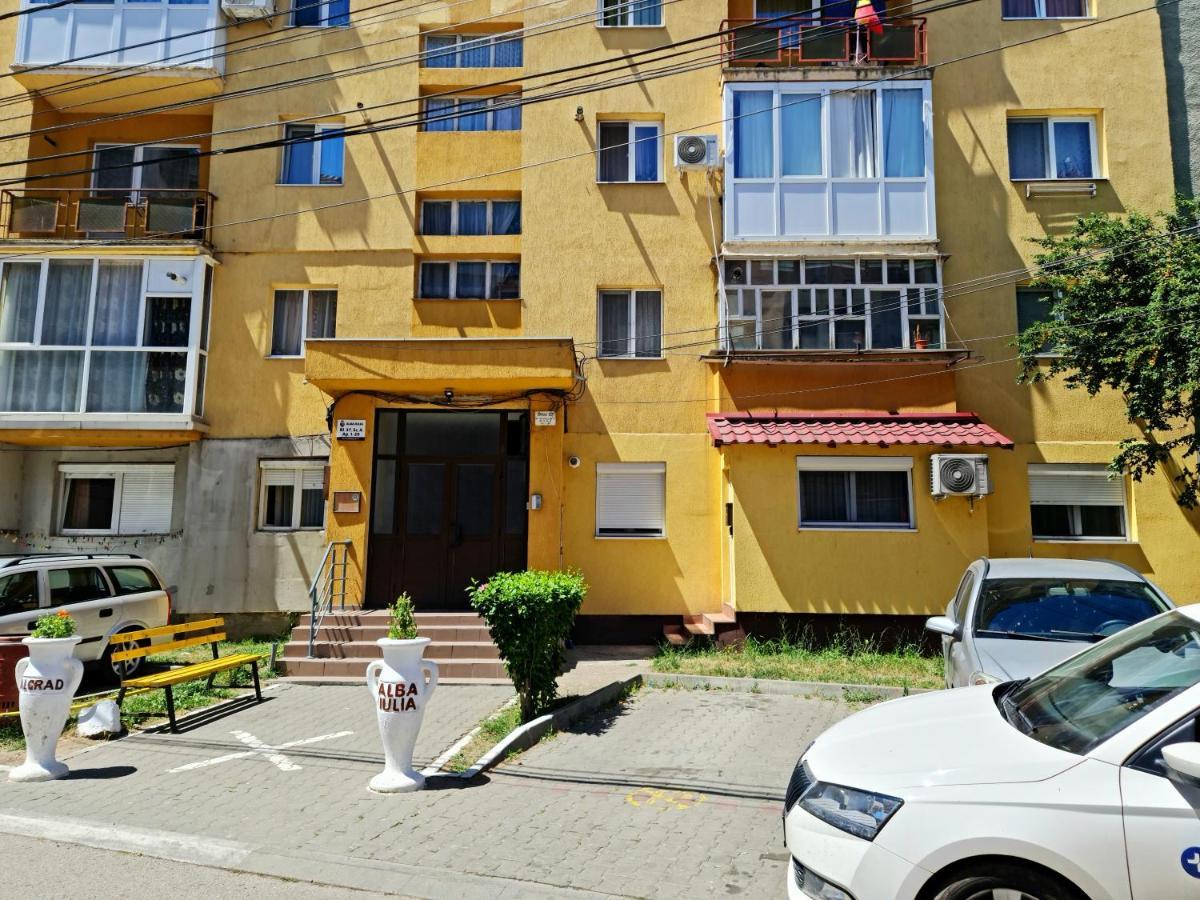 Apartament Nobless No1 Alba Iulia Apartment Exterior foto